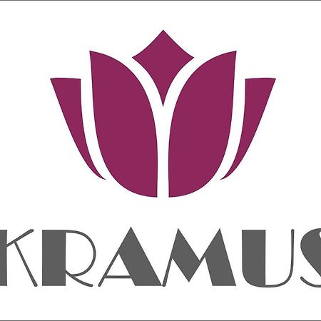 Hotel Kramus Roese Buitenkant foto