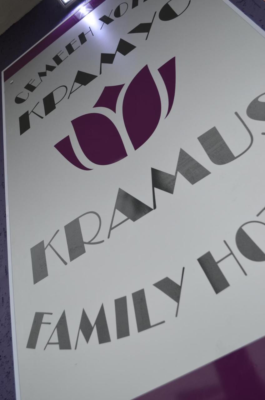Hotel Kramus Roese Buitenkant foto