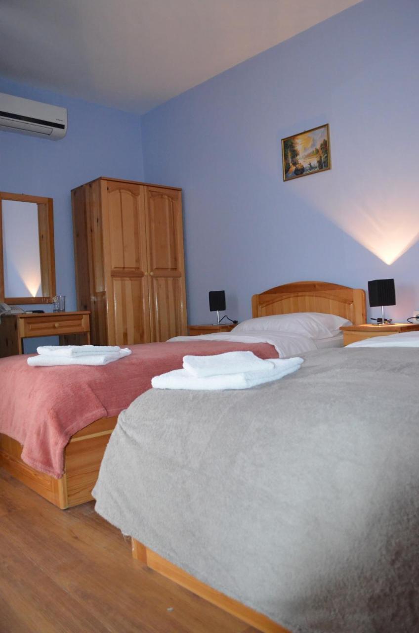 Hotel Kramus Roese Buitenkant foto
